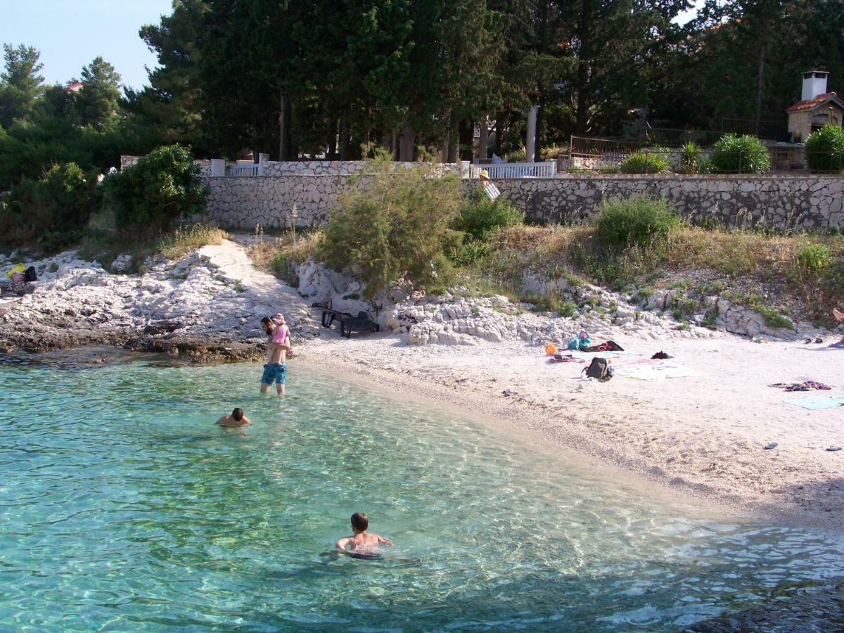 Apartment House Juretic - 50 M From The Beach Trogir Exterior photo