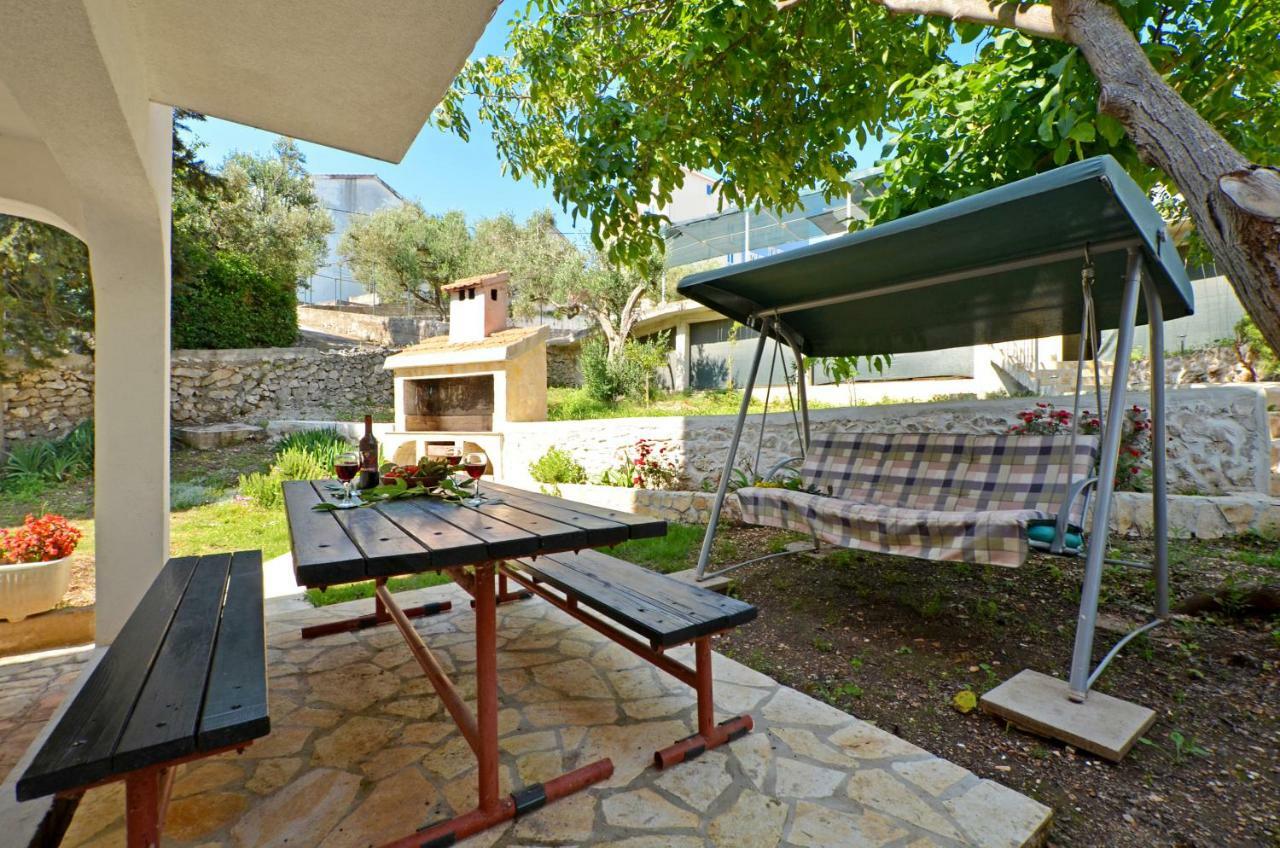 Apartment House Juretic - 50 M From The Beach Trogir Exterior photo